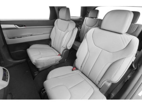 Used 2024 Hyundai Palisade SEL FWD image 16