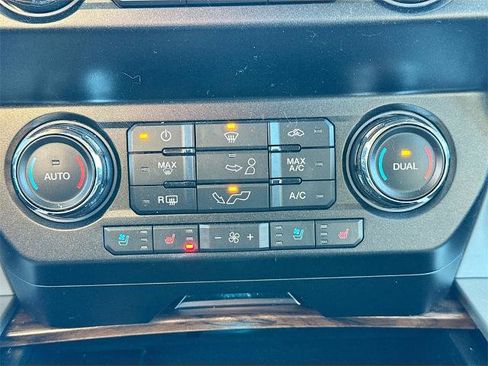 Certified 2020 Ford F150 Lariat w/ Equipment Group 501A Mid image 12