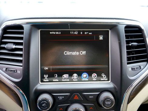 Used 2015 Jeep Grand Cherokee Laredo w/ Quick Order Package 23E image 16