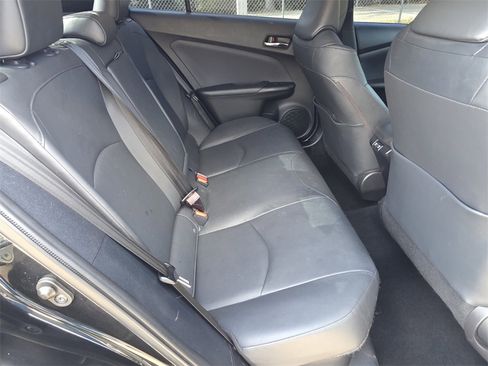 Certified 2022 Toyota Prius L Eco image 17