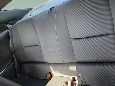 Used 2015 Chevrolet Camaro LT RWD image 9