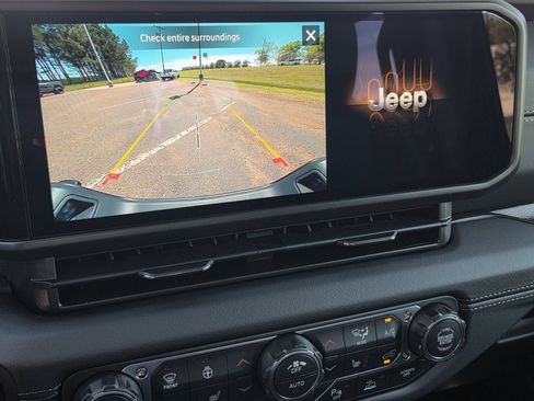 New 2026 Jeep Gladiator Mojave AWD/4WD image 8