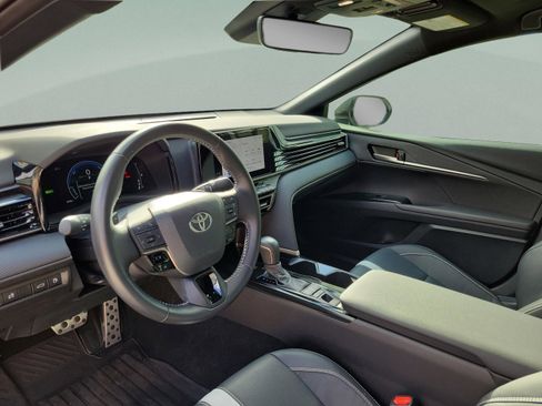 Certified 2025 Toyota Camry SE w/ Convenience Package FWD image 26