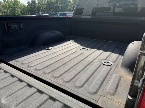 Used 2023 RAM 2500 Laramie AWD/4WD image 15