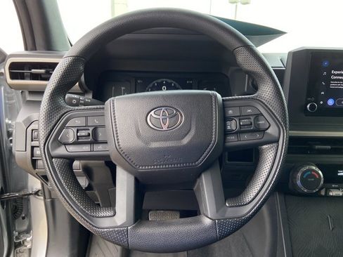 Used 2025 Toyota Tacoma SR image 35