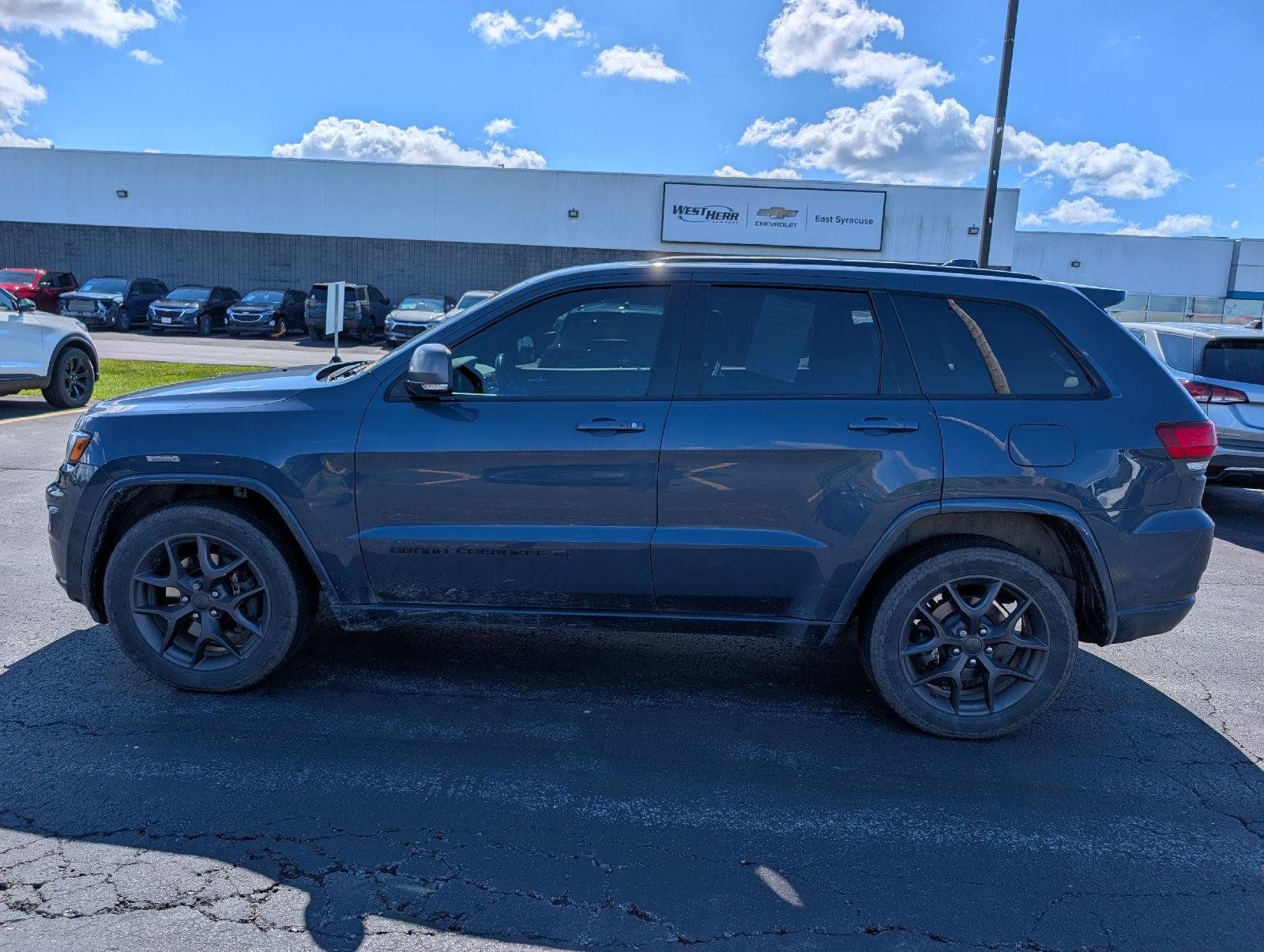 Used 2021 Jeep Grand Cherokee Limited w/ Quick Order Package 28K 80th AWD/4WD image 5
