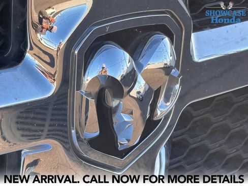 Used 2015 RAM 3500 SLT AWD/4WD image 8