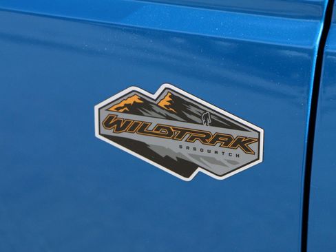 Used 2024 Ford Bronco Wildtrak AWD/4WD image 14