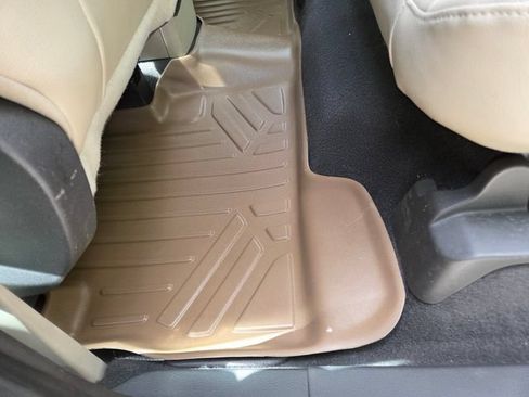 Used 2017 Ford Escape SE w/ SE Leather Comfort Package AWD/4WD image 38