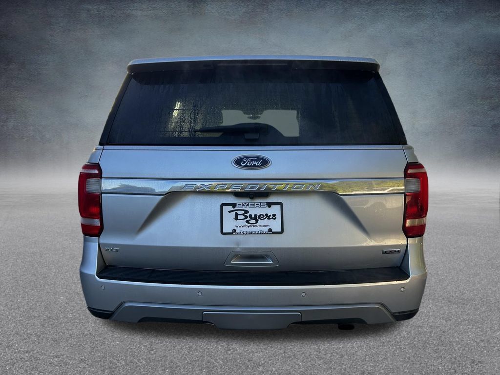Used 2019 Ford Expedition XLT w/ Equipment Group 202A AWD/4WD image 31