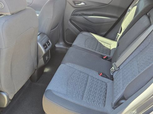 Used 2022 Chevrolet Equinox LT FWD image 11