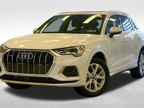 Certified 2024 Audi Q3 2.0T Premium image 2