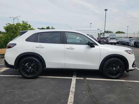 Certified 2026 Honda HR-V Sport image 7