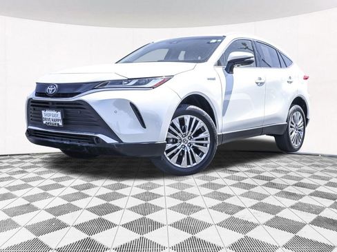 Used 2021 Toyota Venza Limited w/ Advanced Technology Package AWD/4WD image 2