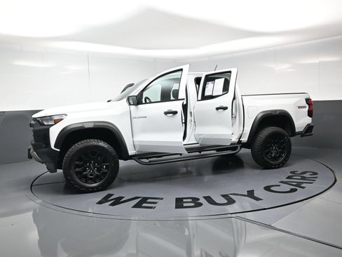 Used 2026 Chevrolet Colorado Trail Boss AWD/4WD image 22