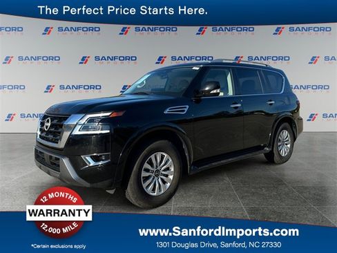 Used 2024 Nissan Armada SV image 1