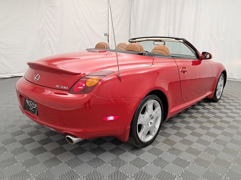 Used 2004 Lexus SC 430 Convertible image 4