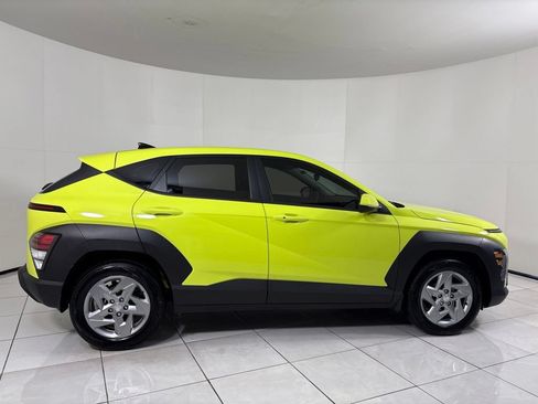 Used 2025 Hyundai Kona SE FWD image 6