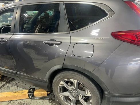 Used 2018 Honda CR-V EX image 11