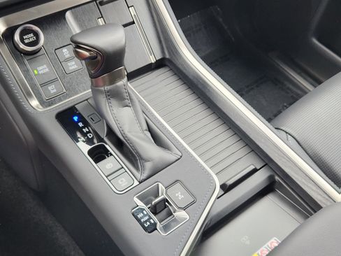 Used 2024 Lexus GX 550 w/ Accessory Package (Z1) AWD/4WD image 26