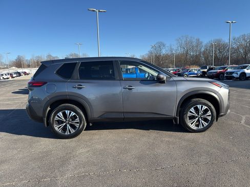 Certified 2023 Nissan Rogue SV image 4