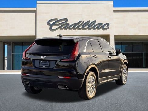 Used 2022 Cadillac XT4 Luxury image 7