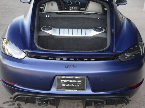 Certified 2022 Porsche 718 Cayman GT4 RWD image 31