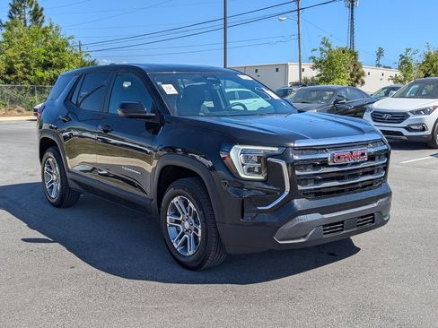 Used 2026 GMC Terrain Elevation AWD/4WD image 3