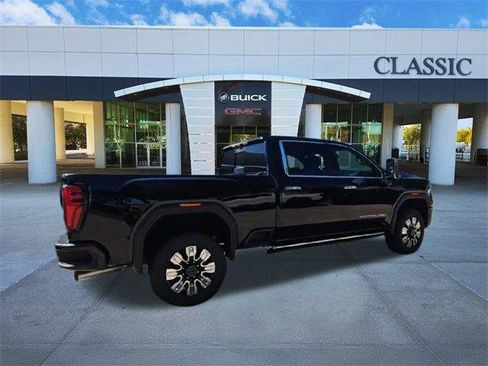 New 2026 GMC Sierra 2500 Denali w/ Denali Reserve Package image 8