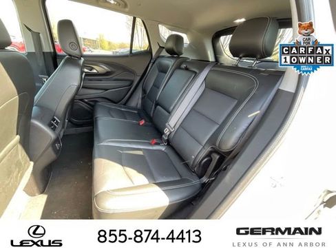 Used 2024 GMC Terrain SLT FWD image 13