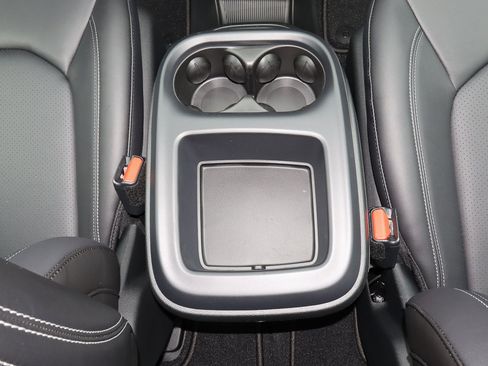 New 2026 Chrysler Pacifica Select image 22