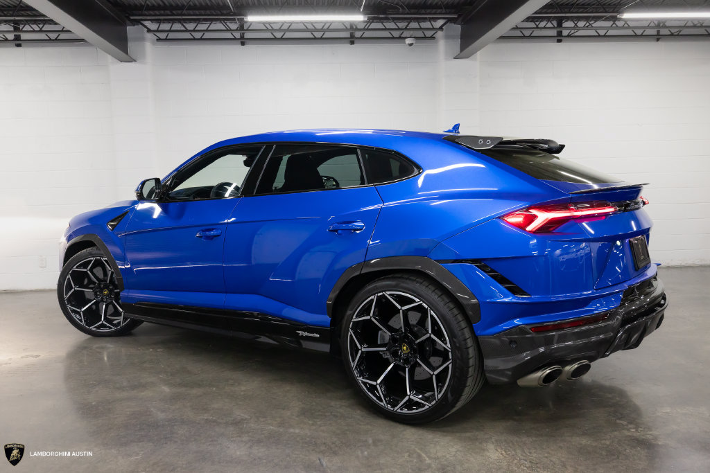 Used 2024 Lamborghini Urus Performante AWD/4WD image 10