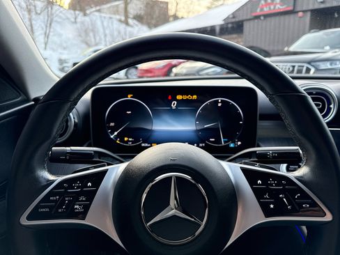 Used 2023 Mercedes-Benz C 300 4MATIC Sedan image 43