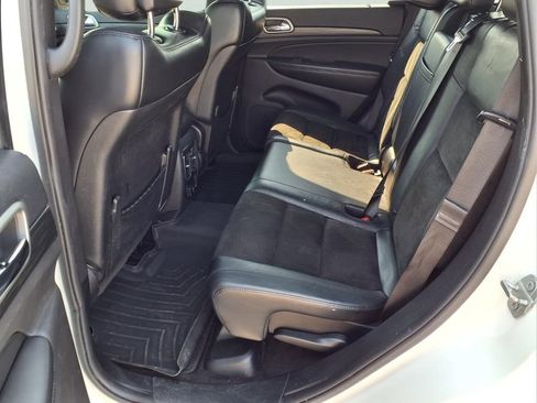 Used 2019 Jeep Grand Cherokee Altitude AWD/4WD image 21