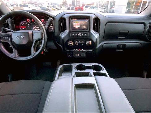 Used 2021 Chevrolet Silverado 1500 Custom Trail Boss w/ LPO, Dark Essentials Package image 15