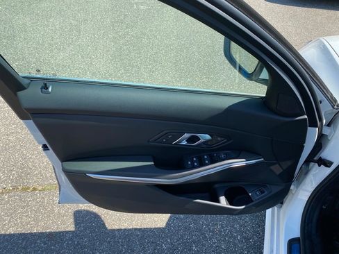 New 2026 BMW 330i xDrive Sedan AWD/4WD image 12