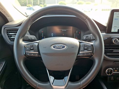 Certified 2024 Ford Escape Active AWD/4WD image 18