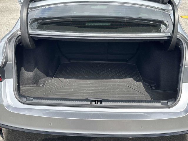 Used 2022 Lexus IS 350 F Sport RWD image 13