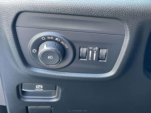 New 2025 Jeep Grand Cherokee L Limited w/ Black Appearance Package image 12