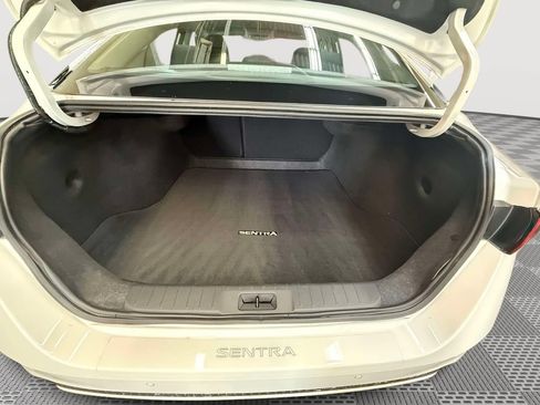 Used 2025 Nissan Sentra SV FWD image 21