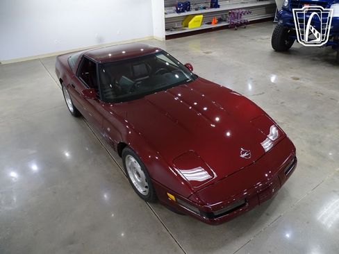 Used 1993 Chevrolet Corvette Coupe image 21