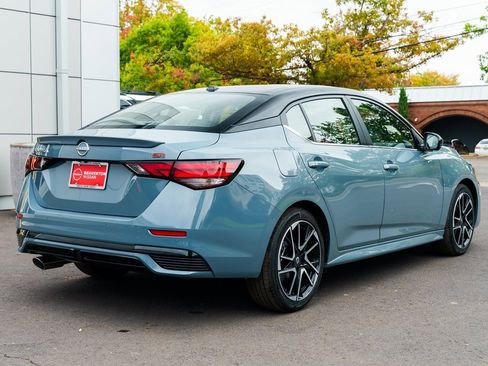 New 2025 Nissan Sentra SR w/ SR Premium Package image 6