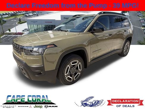 New 2026 Jeep Cherokee Laredo AWD/4WD image 1