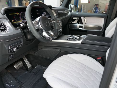 Used 2024 Mercedes-Benz G 63 AMG G 63 AMG image 12