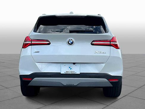 Used 2026 BMW X3 xDrive30 w/ Premium Package image 4