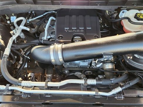 Used 2022 GMC Sierra 1500 Elevation image 32