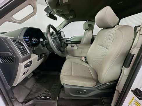 Used 2015 Ford F150 XLT w/ Equipment Group 301A Mid image 13