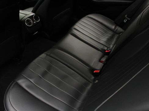 Used 2018 Mercedes-Benz E 400 4MATIC Wagon w/ Premium 3 Package image 20