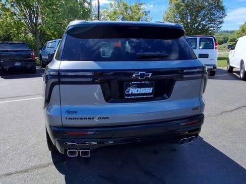 Certified 2026 Chevrolet Traverse RS w/ LPO, Floor Liner Package AWD/4WD image 7