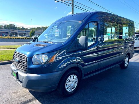Used 2017 Ford Transit 350 XL image 5